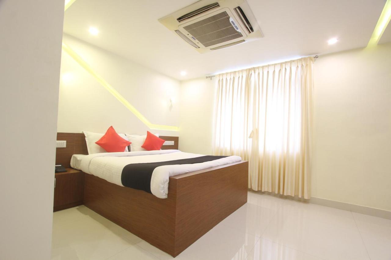 Divines Business Hotel Kuzhittura Екстер'єр фото