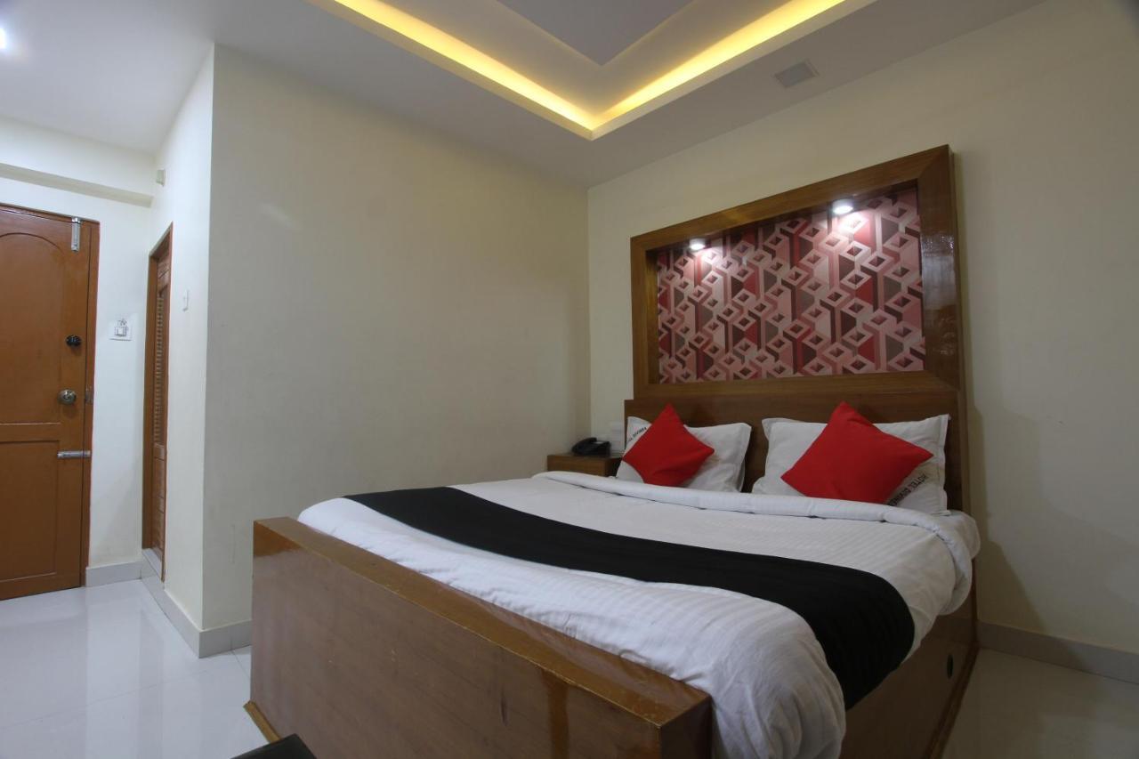 Divines Business Hotel Kuzhittura Екстер'єр фото