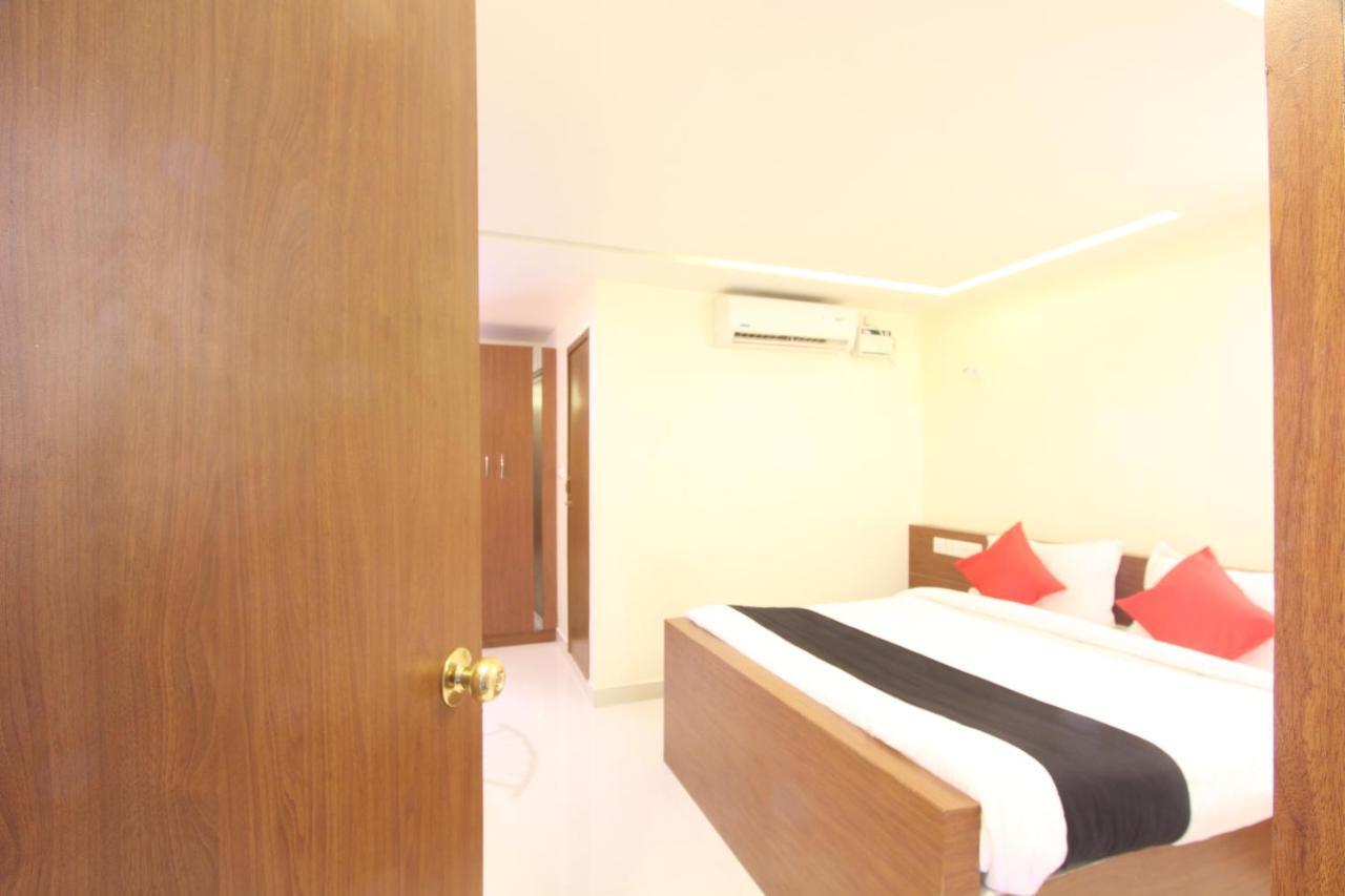 Divines Business Hotel Kuzhittura Екстер'єр фото